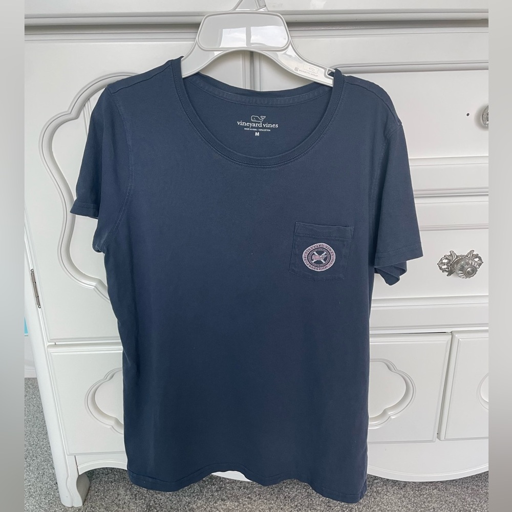 Vineyard Vines T Shirt